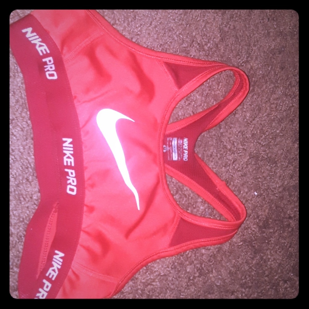 Nike Pro Bra